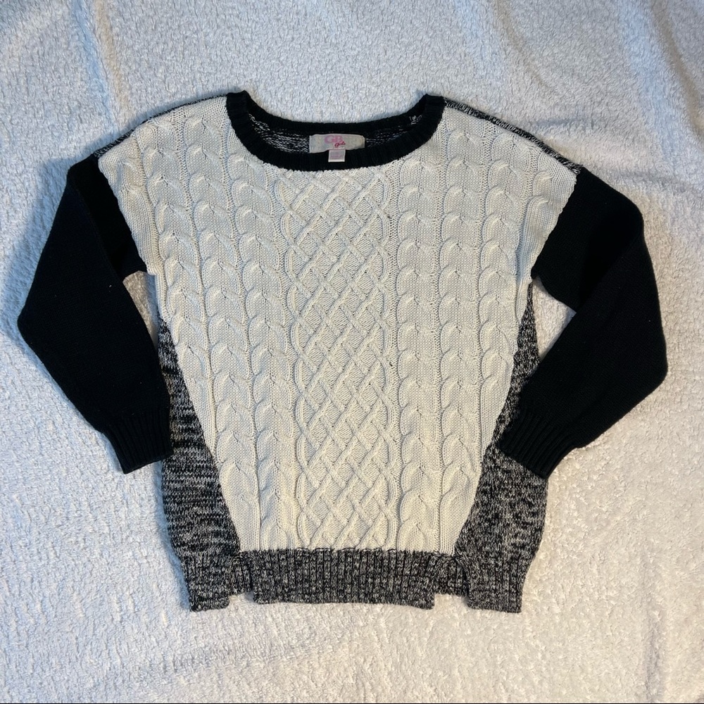 GB girls black white and gray sweater girls size 5